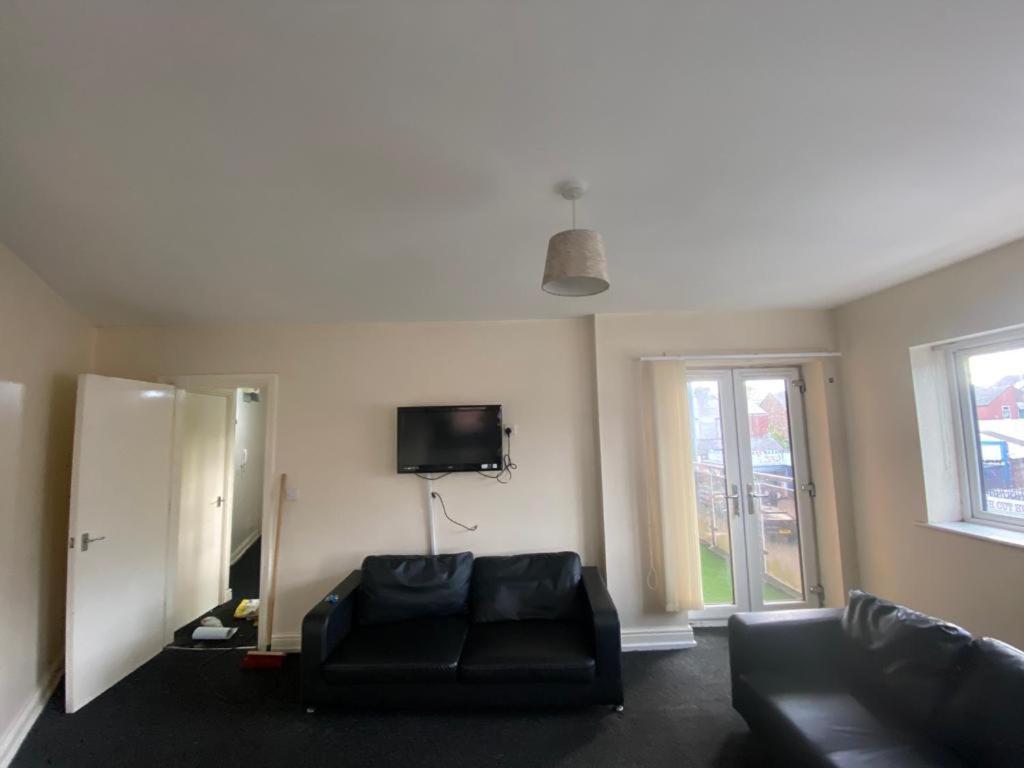 Appartamento Cosy Living Camberley Esterno foto