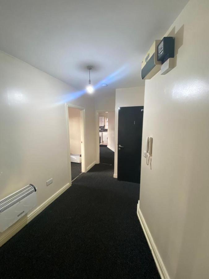 Appartamento Cosy Living Camberley Esterno foto