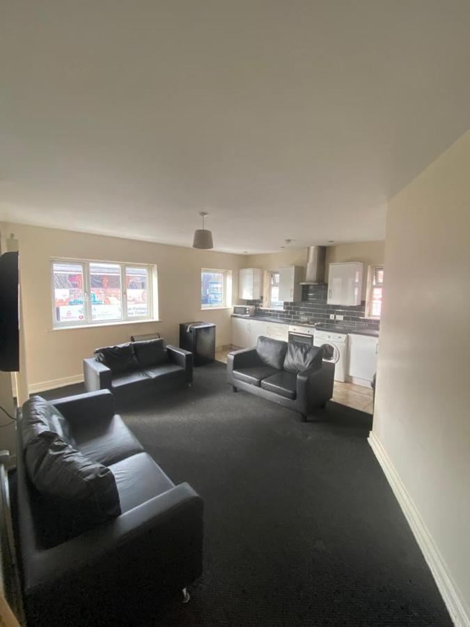 Appartamento Cosy Living Camberley Esterno foto
